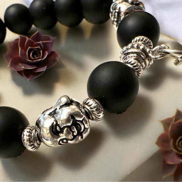 48 hour Sale Gorgeous ⚫️ Double Faced Buddha Onyx Charm Bracelet NWOT - Picture 1 of 3